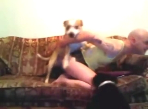 Bestiality porn with a guy who fucks his dog